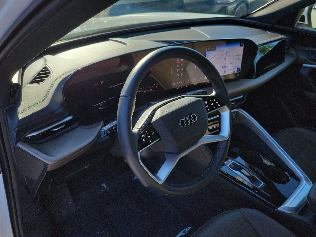 Used 2025 Audi Q5 Premium w/ Convenience Package AWD/4WD image 7