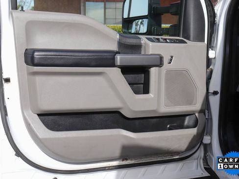Used 2018 Ford F550 4x4 Crew Cab Super Duty image 14