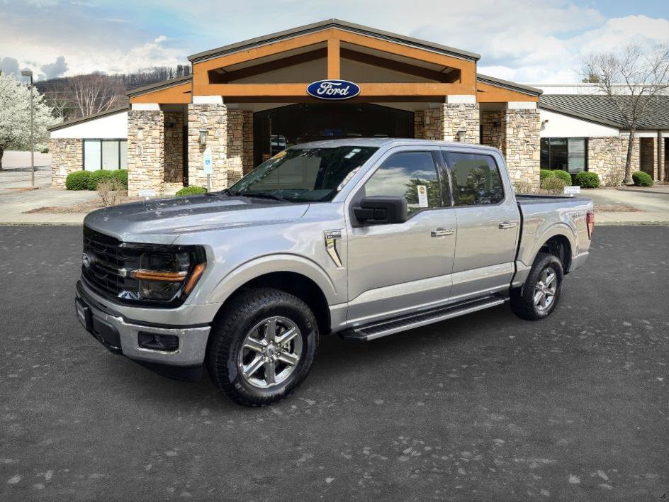 Used 2025 Ford F150 XLT w/ Equipment Group 301A Standard AWD/4WD image 1