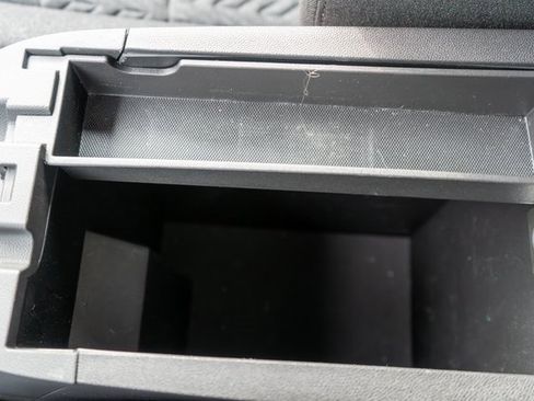 Used 2023 Chevrolet Equinox LT image 34