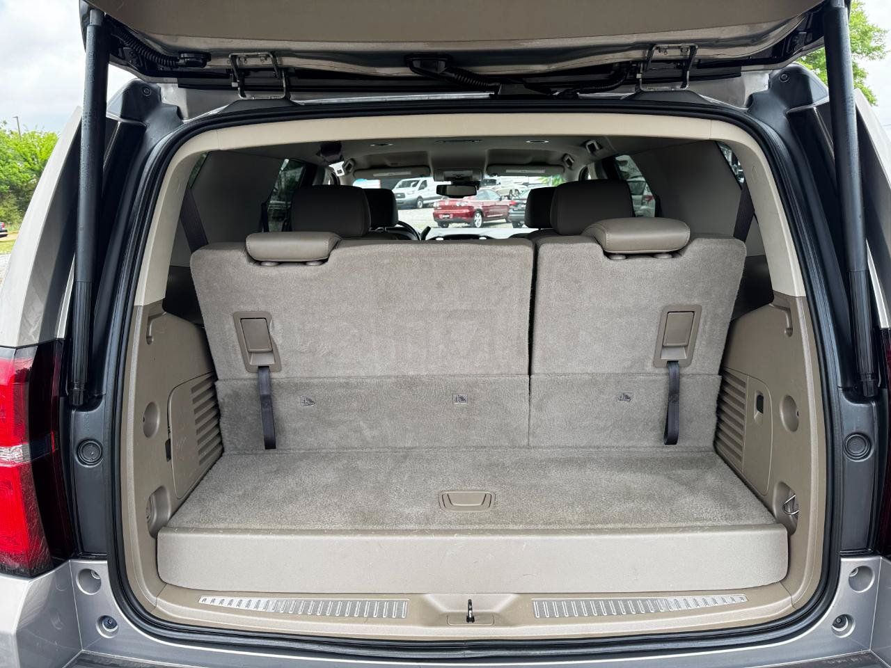 Used 2017 Chevrolet Tahoe LT RWD image 15