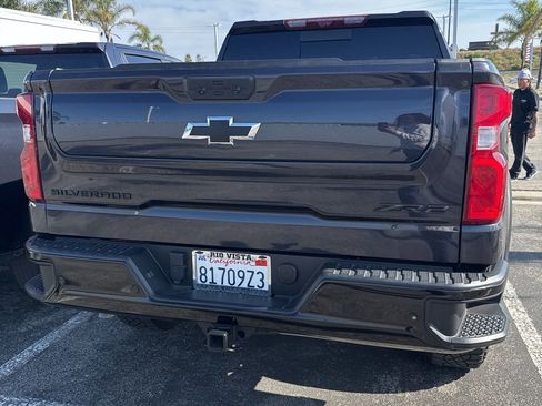Used 2024 Chevrolet Silverado 1500 ZR2 w/ Technology Package image 5