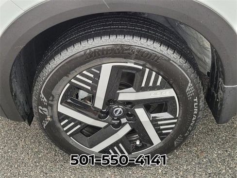 Used 2026 Nissan Kicks SV image 18