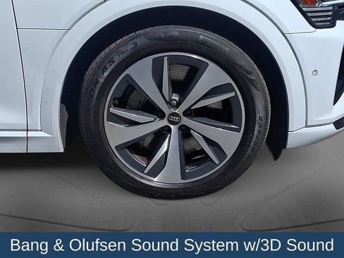 Used 2024 Audi Q8 e-tron Premium Plus w/ Premium Plus Package AWD/4WD image 10