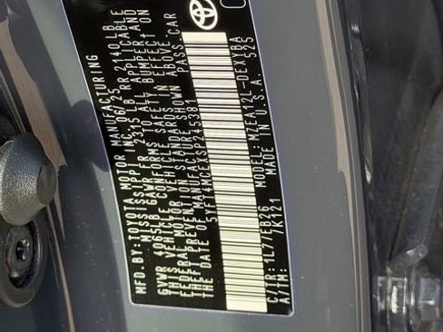 Used 2025 Toyota Corolla XSE image 10