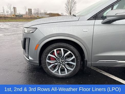 Used 2024 Cadillac XT6 Sport image 12