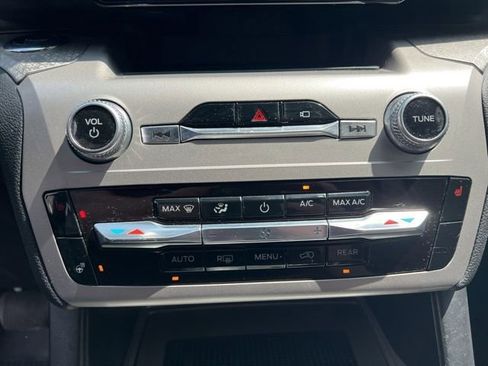 Used 2022 Ford Explorer Timberline image 21