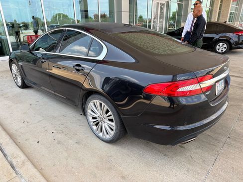 Used 2012 Jaguar XF Portfolio RWD image 12