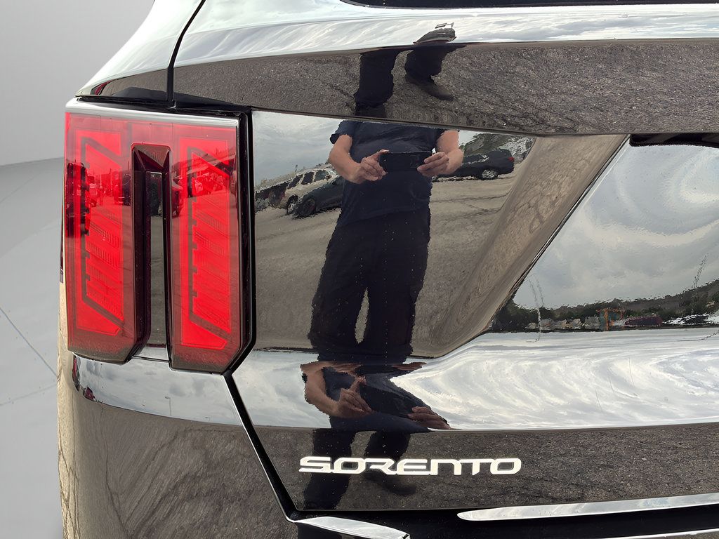 Used 2024 Kia Sorento S w/ Panoramic Sunroof Package AWD/4WD image 30