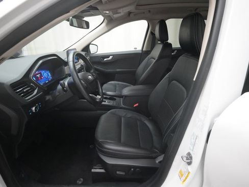 Used 2020 Ford Escape Titanium AWD/4WD image 7