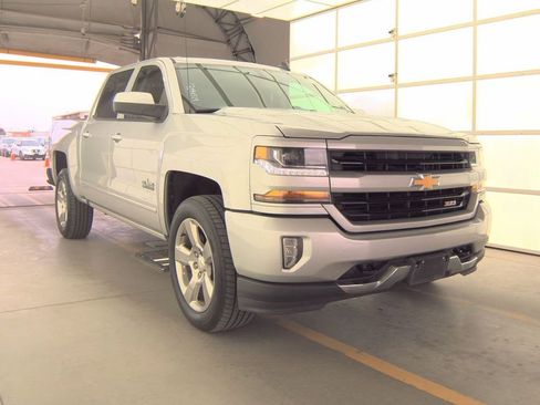 Used 2018 Chevrolet Silverado 1500 LT w/ Texas Edition image 1