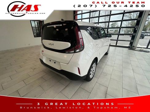 Used 2023 Kia Soul LX FWD image 6
