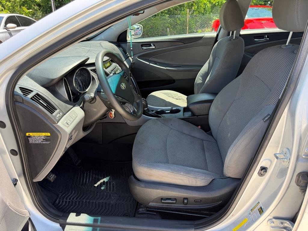 Used 2012 Hyundai Sonata GLS w/ Popular Equipment Pkg FWD image 19