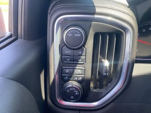 Used 2022 Chevrolet Silverado 1500 LT Trail Boss w/ Bed Protection Package AWD/4WD image 18