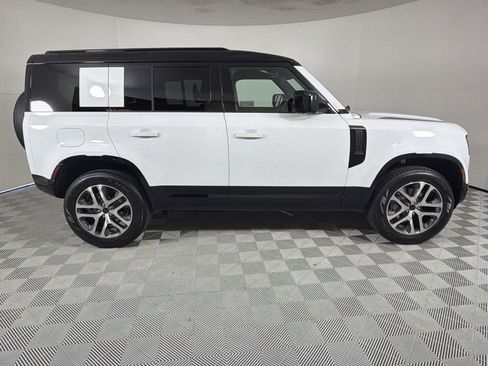 New 2026 Land Rover Defender 110 X-Dynamic SE image 6