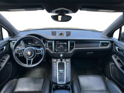 Used 2018 Porsche Macan GTS w/ Premium Package Plus image 38