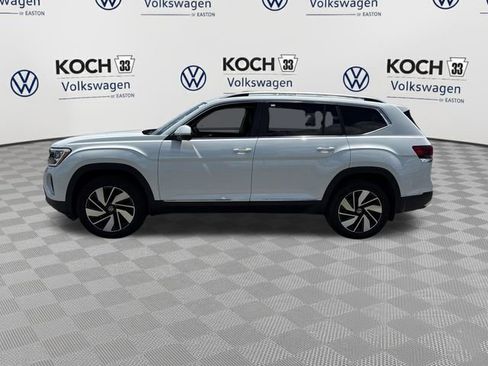 Used 2024 Volkswagen Atlas SEL AWD/4WD image 4