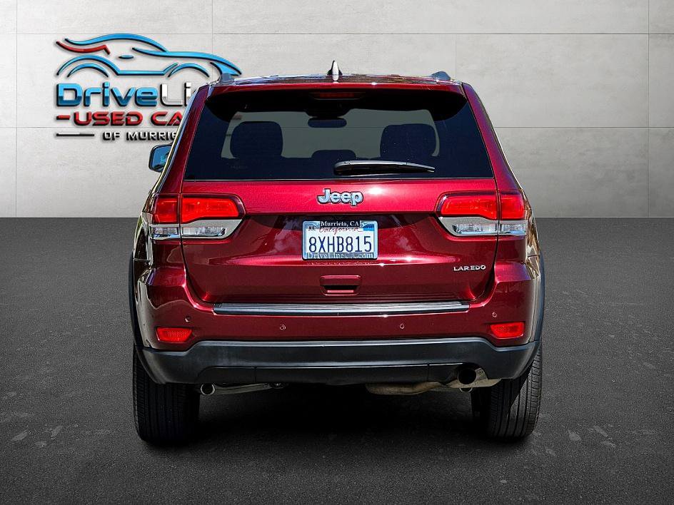 Used 2021 Jeep Grand Cherokee Laredo RWD image 4