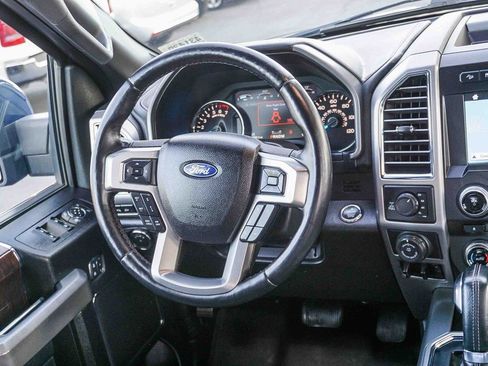 Used 2017 Ford F150 Platinum w/ Equipment Group 701A Luxury image 17