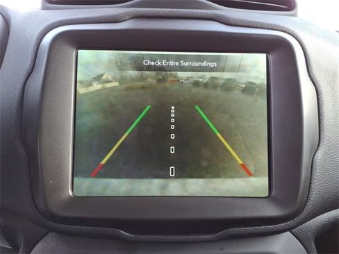 Used 2021 Jeep Renegade Trailhawk image 22