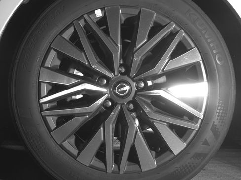 Used 2025 Nissan Altima 2.5 SV image 12