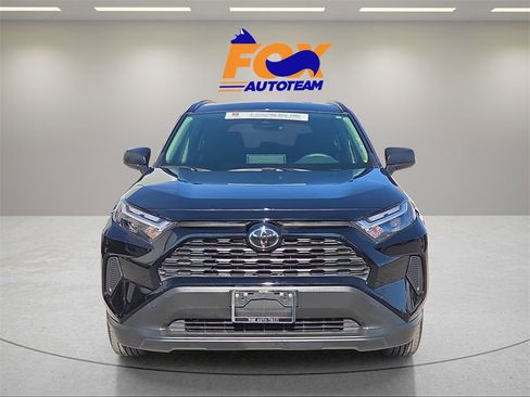 Certified 2025 Toyota RAV4 LE image 8