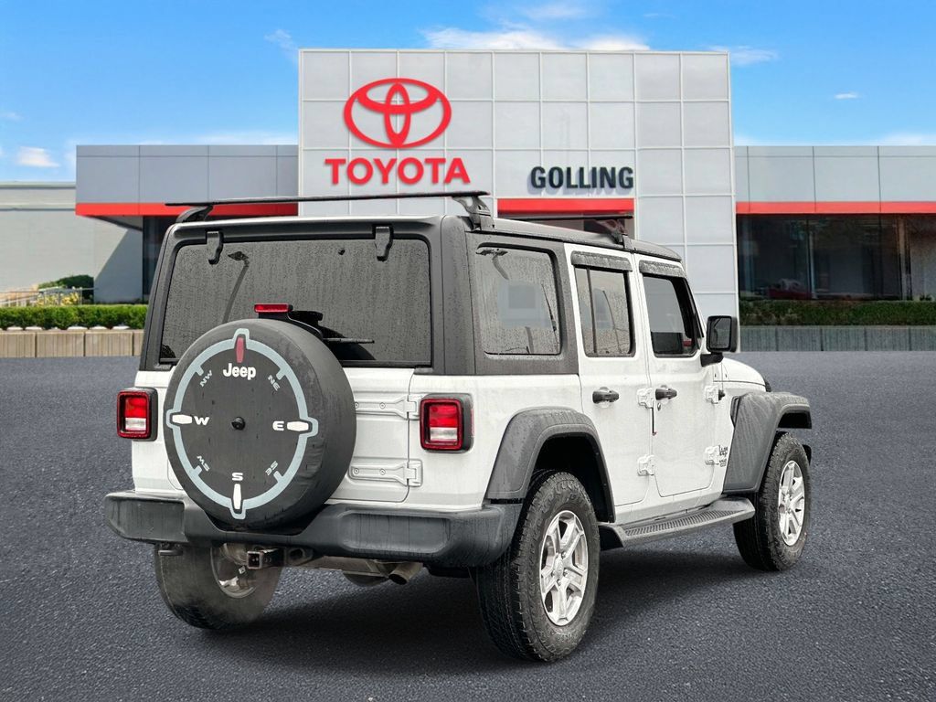 Used 2018 Jeep Wrangler Unlimited Sport S AWD/4WD image 5