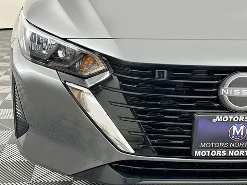 Used 2025 Nissan Sentra SV FWD image 3
