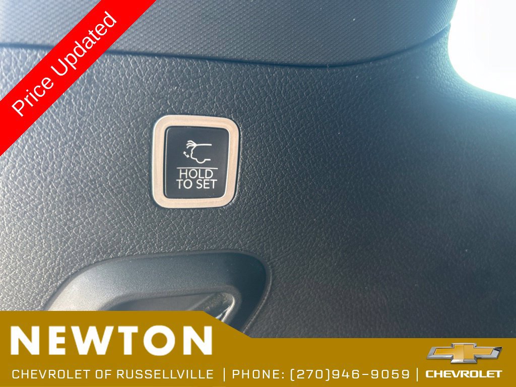 Used 2023 Jeep Wagoneer 4WD w/ Premium Group I image 41