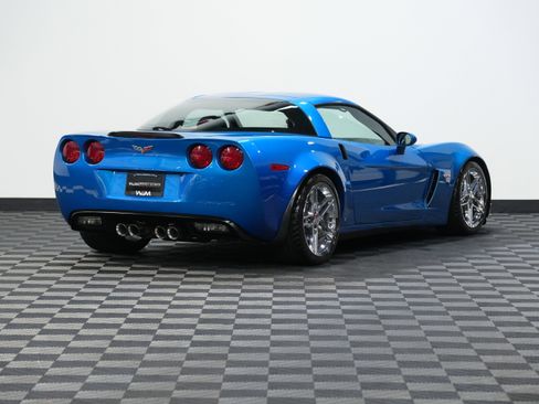 Used 2008 Chevrolet Corvette Z06 w/ Preferred Equipment Group image 6