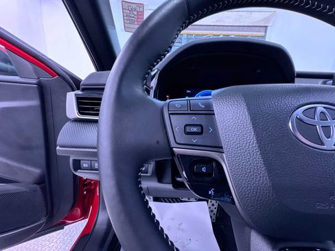 Used 2025 Toyota Camry SE w/ Convenience Package AWD/4WD image 20
