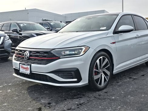 Used 2021 Volkswagen Jetta GLI Autobahn image 10