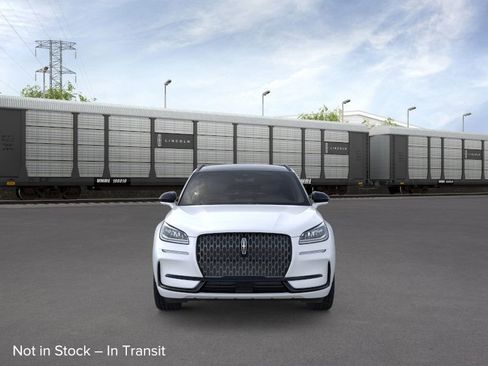 New 2026 Lincoln Corsair Premiere image 6