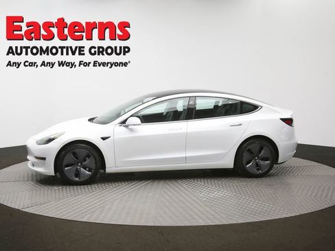 Used 2019 Tesla Model 3 Standard Range image 56