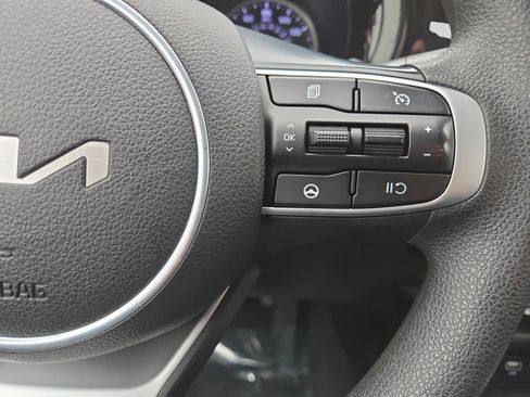 Used 2023 Kia K5 LXS FWD image 23