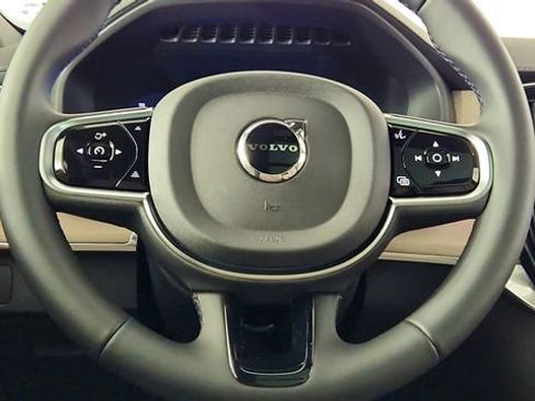 Used 2027 Volvo XC90 B6 Plus AWD/4WD image 25