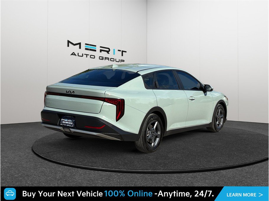 Used 2025 Kia K4 FWD image 9