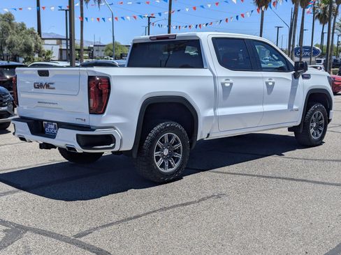 Used 2025 GMC Sierra 1500 AT4 AWD/4WD image 2