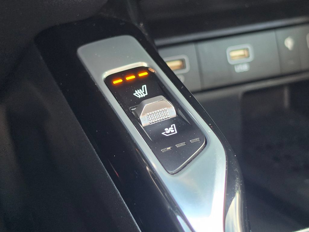 Certified 2023 Kia Sorento SX Prestige AWD/4WD image 31