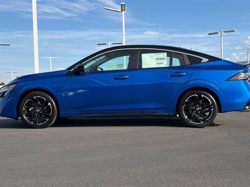 New 2027 Nissan Sentra SR w/ Floor Mat Package FWD image 7