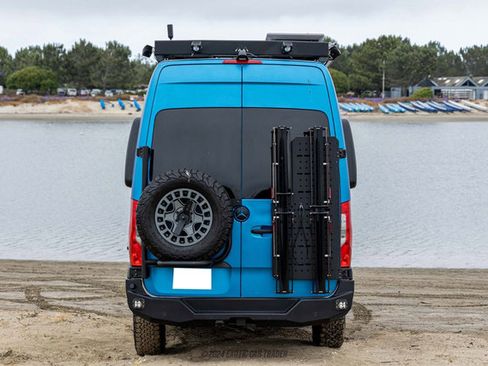 Used 2021 Mercedes-Benz Sprinter 2500 image 7