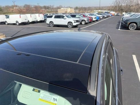 Used 2021 Ford Escape Titanium w/ Titanium Elite Package image 4