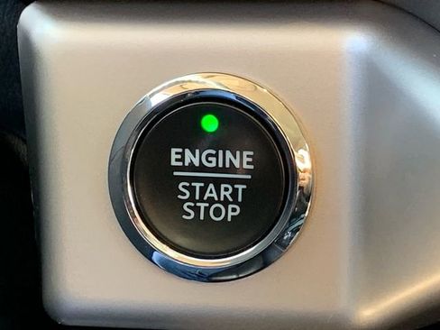 Certified 2022 Ford Expedition XLT w/ Equipment Group 202A image 36