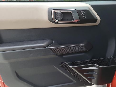 Used 2024 Ford Bronco Wildtrak AWD/4WD image 15