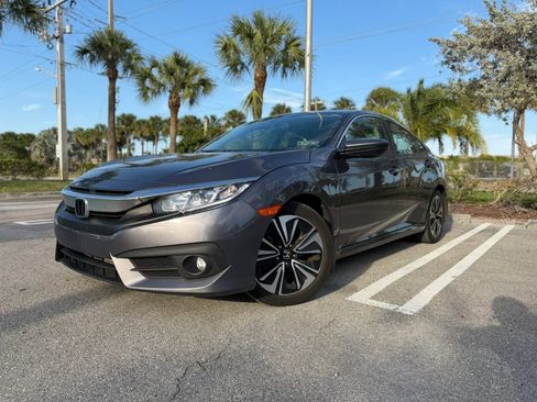 Used 2017 Honda Civic EX-L image 2