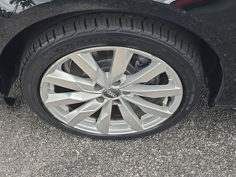 Used 2018 Audi A4 2.0T Ultra Premium w/ Convenience Package image 6