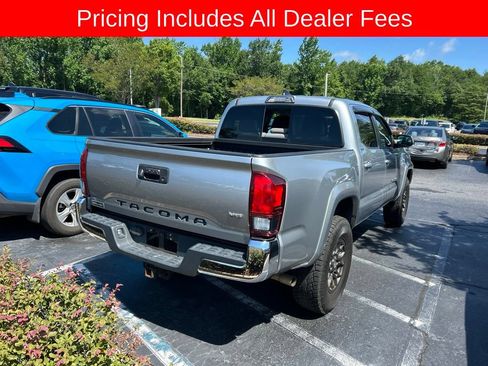 Used 2018 Toyota Tacoma SR5 RWD image 6