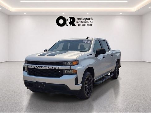 Used 2022 Chevrolet Silverado 1500 Custom w/ Rally Edition AWD/4WD image 2