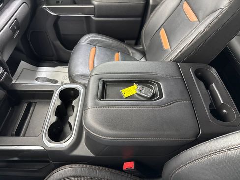 Used 2021 GMC Sierra 1500 AT4 image 32