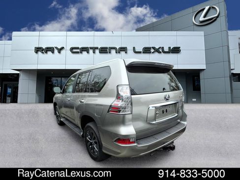 Certified 2023 Lexus GX 460 Premium w/ Premium Plus Package image 4